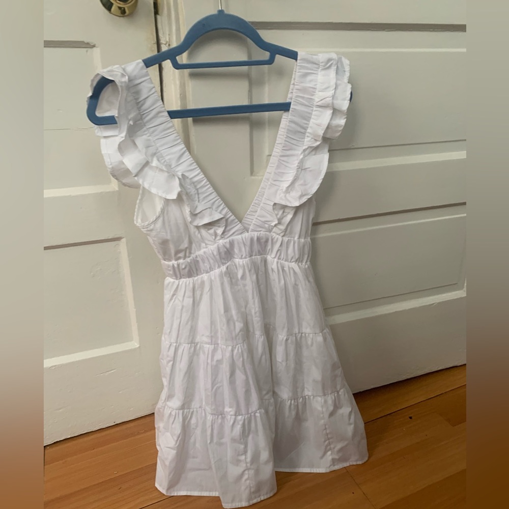 Abercrombie & Fitch White Ruffle Dress